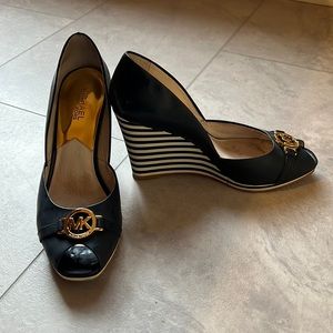 Michael Kors Rochelle Wedge patent leather in original box